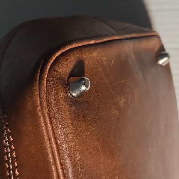 Coach Hamilton - Picture 7 of 12